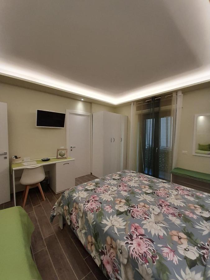 L'Oasi Di Venere Bed And Breakfast Caserta Zewnętrze zdjęcie