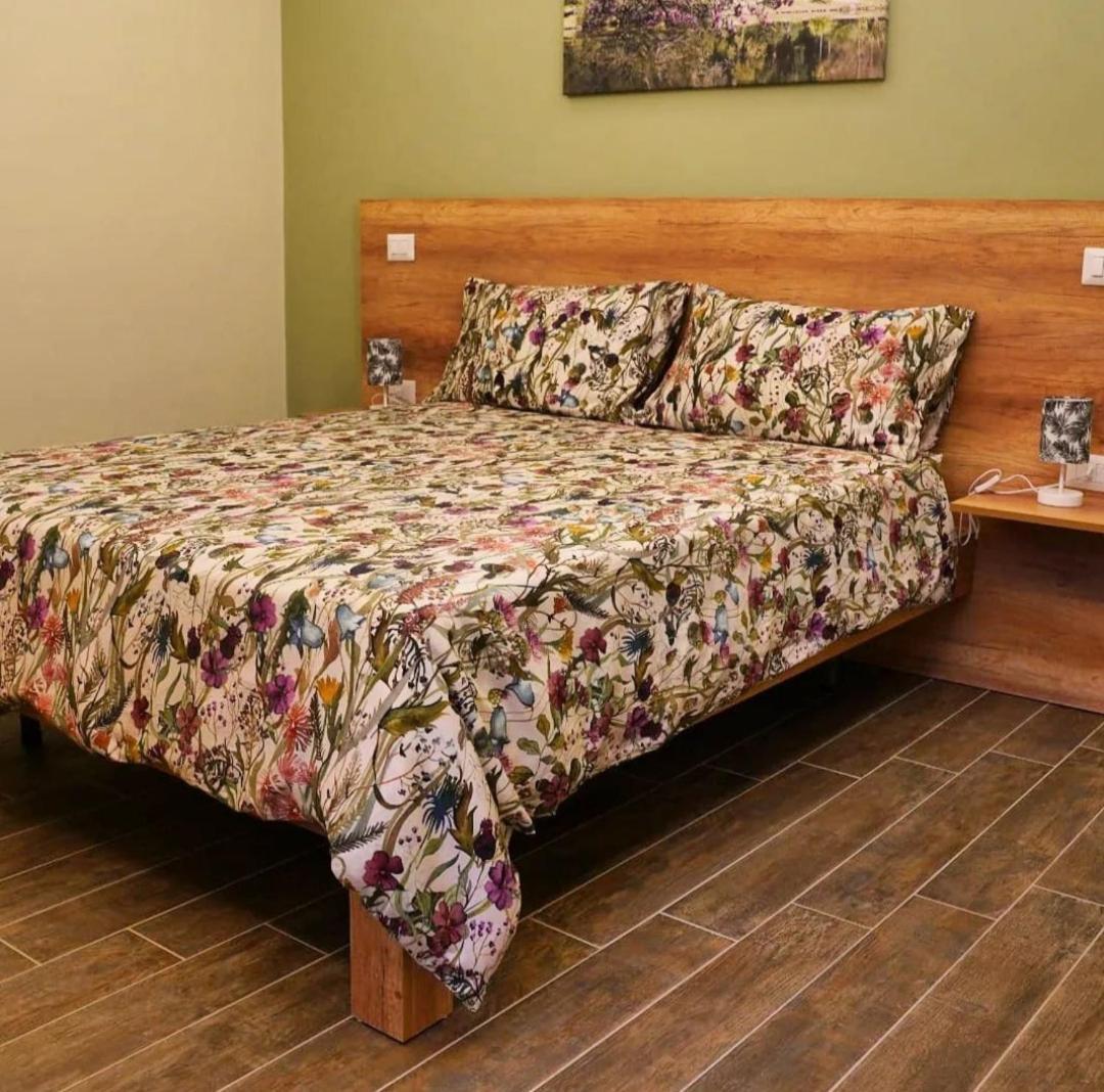 L'Oasi Di Venere Bed And Breakfast Caserta Zewnętrze zdjęcie